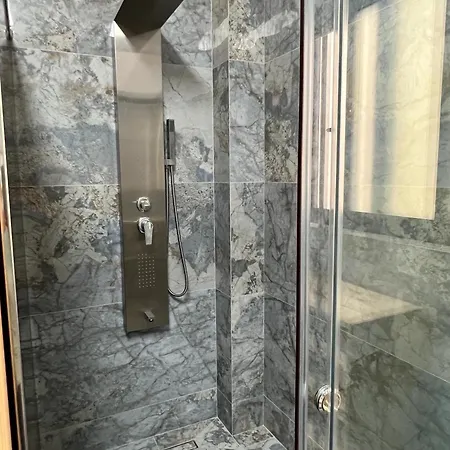 Seafront Luxury With Jacuzzi & Sauna Appartement *