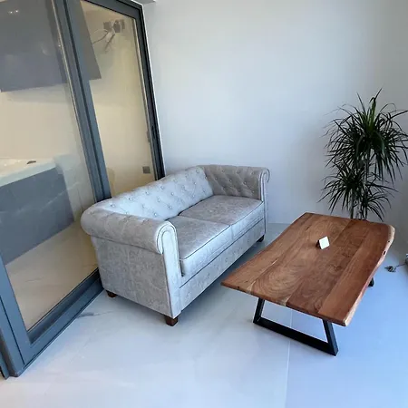 Apartment Seafront Luxury With Jacuzzi & Sauna Monemvasía